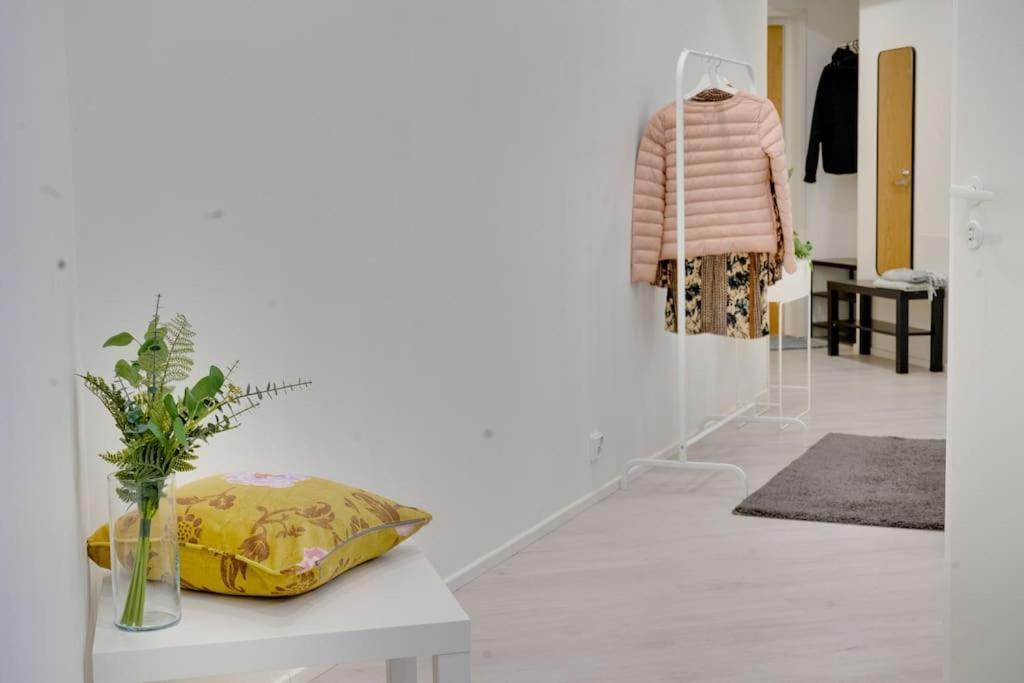 Best Location In Tampere! Modern City Apartment, 2Rooms, Kitchen And Balcony エクステリア 写真